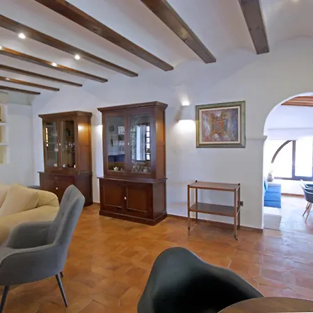 De Lujo En Moraira Con Piscina Privada, Cerca De La Playa Y Servicios - Hisp-216-220 * Teulada