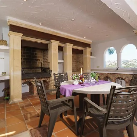 Villa De Lujo En Moraira Con Piscina Privada, Cerca De La Playa Y Servicios - Hisp-216-220 *
